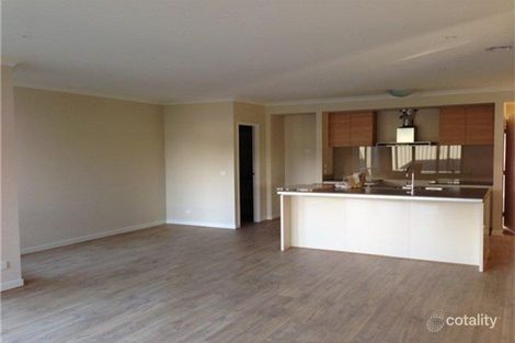 Property photo of 6 Rhynhurst Street Clyde North VIC 3978