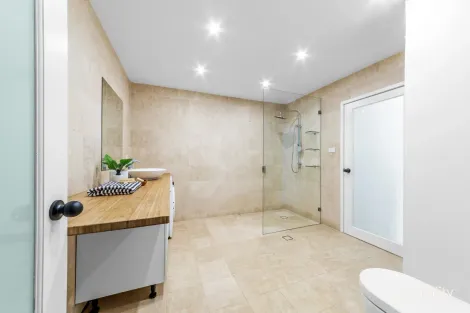 Property photo of 12 Birdland Close Copacabana NSW 2251
