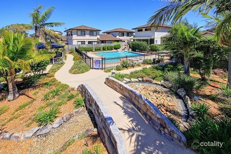 Property photo of 37/12 Greendale Way Carindale QLD 4152