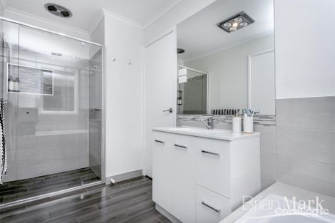 Property photo of 5 Shearwater Court Hoppers Crossing VIC 3029