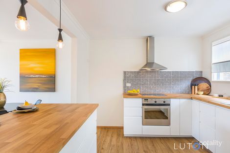 Property photo of 5 Menkens Court Phillip ACT 2606