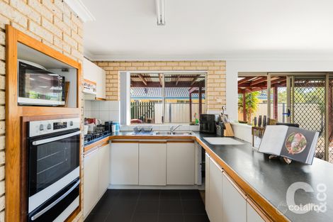 Property photo of 11 Graydon Grove Leda WA 6170