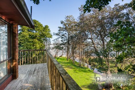 6 Greenacre Ave, Lake Munmorah, NSW 2259