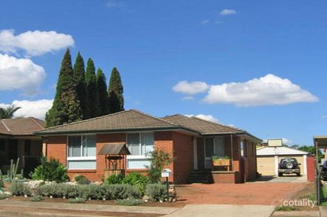 28 Lawley St, Bossley Park, NSW 2176