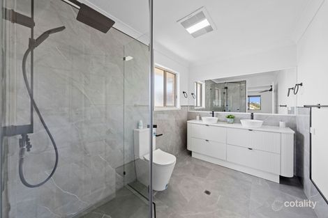 Property photo of 5 Penzance Drive Redland Bay QLD 4165