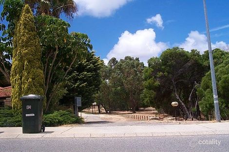 82 Oaklands Ave, Halls Head, WA 6210