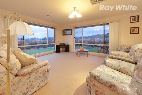 Property photo of 25 Kingfisher Drive West Wodonga VIC 3690