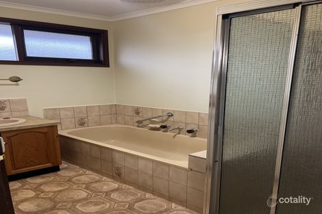 34 Franleigh Dr, Narre Warren, VIC 3805