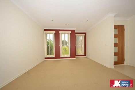 Property photo of 17 Millendon Boulevard Tarneit VIC 3029