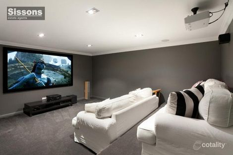 Property photo of 41 Welwyn Crescent Coorparoo QLD 4151