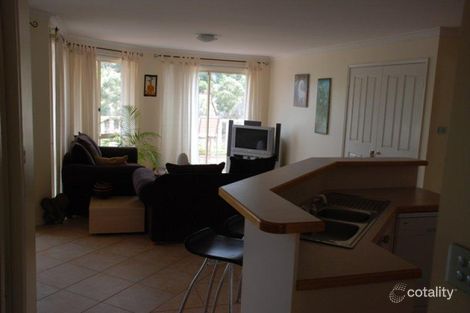 Property photo of 28 River Drive Karabar NSW 2620