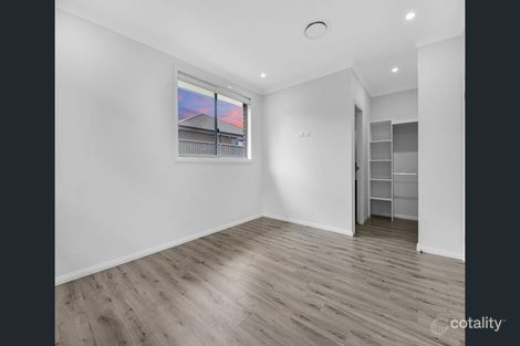 Property photo of 22 Stoneham Circuit Oran Park NSW 2570
