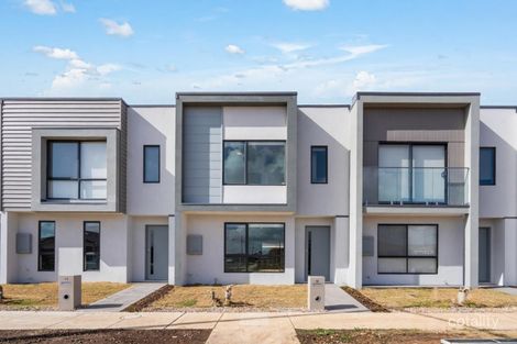 Property photo of 12 Dawson Street Thornhill Park VIC 3335