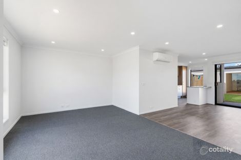 Property photo of 12 Dawson Street Thornhill Park VIC 3335