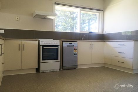 Property photo of 1/23 Savages Lane Woodend VIC 3442