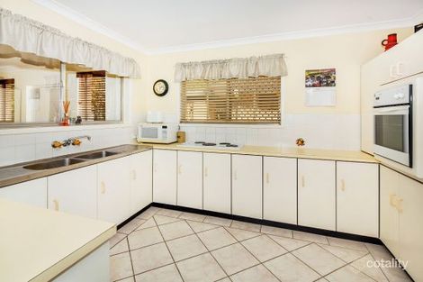 Property photo of 31 Lewana Street Mansfield QLD 4122