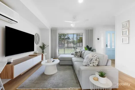 Property photo of 12 Leila Court Mudgeeraba QLD 4213