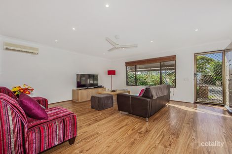 Property photo of 2/5 Flora Close Burleigh Waters QLD 4220