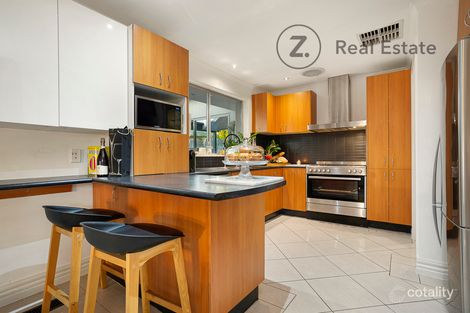 Property photo of 34 Zachary Hicks Crescent Endeavour Hills VIC 3802