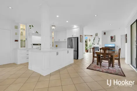 Property photo of 1 Hidden Valley Boulevard Wallan VIC 3756