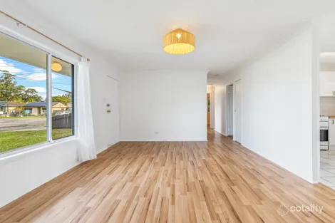 Property photo of 14 Echidna Street Berkeley Vale NSW 2261