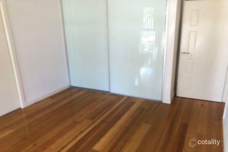 Property photo of 17 Victoria Parade Mawson Lakes SA 5095