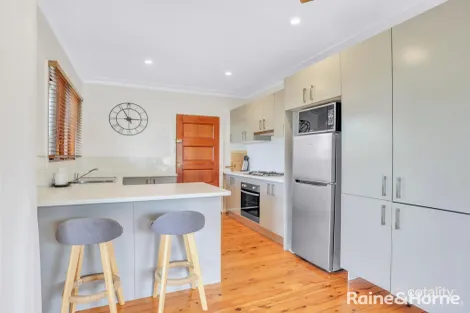 Property photo of 18 Albert Street Bathurst NSW 2795