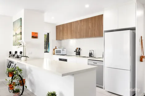 Property photo of 310/14-16 High Street Sippy Downs QLD 4556