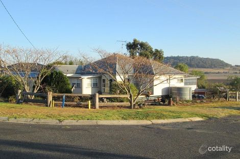 Property photo of 2 Binnie Street Greenmount QLD 4359