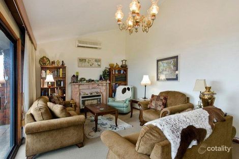 Property photo of 8 Redounau Crescent Wattle Park SA 5066