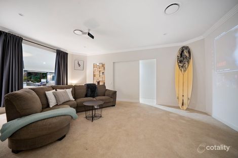 Property photo of 21 River Cove Place Helensvale QLD 4212