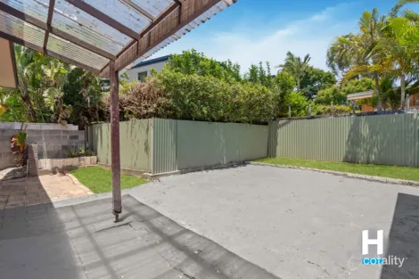 Property photo of 52 Heeb Street Bundall QLD 4217