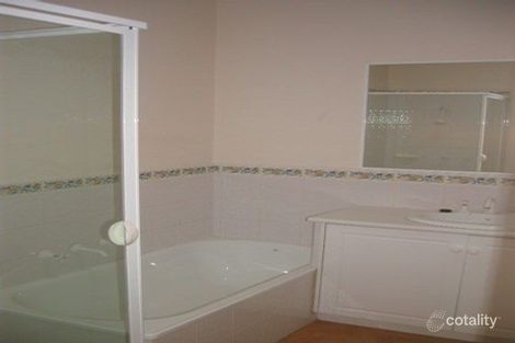 Property photo of 2 Washington Lane Malvern East VIC 3145