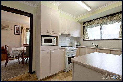 Property photo of 34 Severne Crescent Kambah ACT 2902