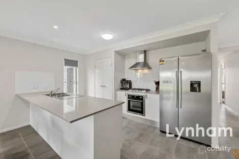 Property photo of 34 Highgrove Avenue Shaw QLD 4818