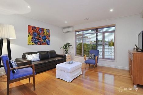 Property photo of 1/2 James Avenue Kew VIC 3101