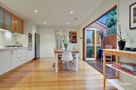 Property photo of 1/2 James Avenue Kew VIC 3101
