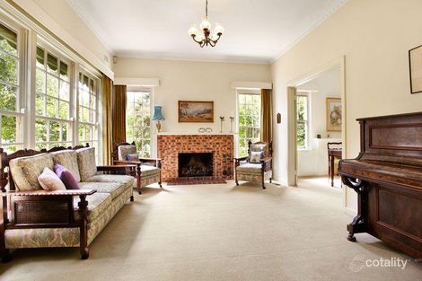 Property photo of 10 Central Road Blackburn VIC 3130