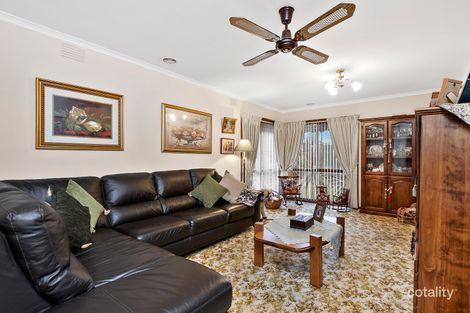 Property photo of 49 Scotsburn Way Endeavour Hills VIC 3802