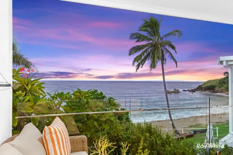 Property photo of 39 Wattle Grove Cooee Bay QLD 4703