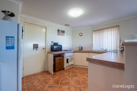 Property photo of 25 Waterlily Close Huntingdale WA 6110