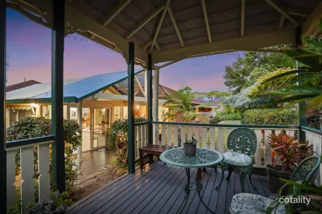 Property photo of 13 Oceanside Close Bateau Bay NSW 2261
