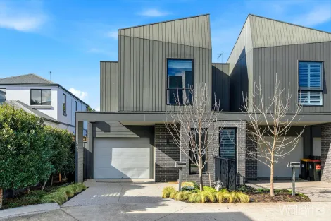 46 PICCOLO CCT, WILLIAMSTOWN NORTH, VIC 3016