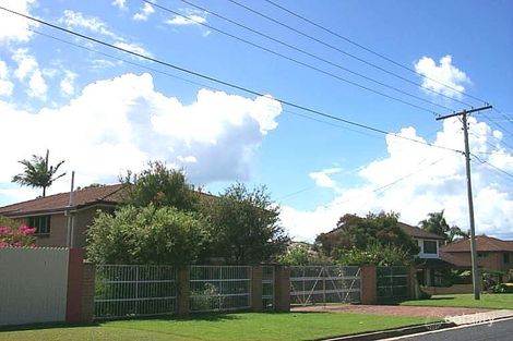 32 Gardenia St, Clontarf, QLD 4019