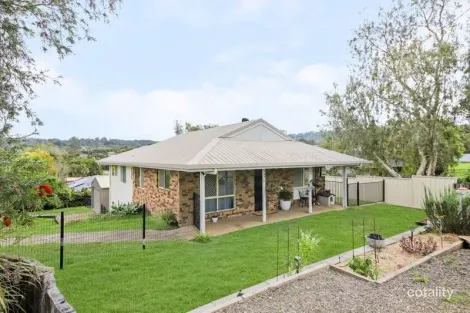 8 Ridgewood St, Burnside, QLD 4560