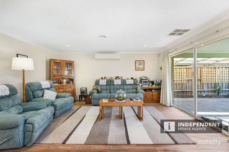 Property photo of 12 Crestway Drive Cranbourne North VIC 3977