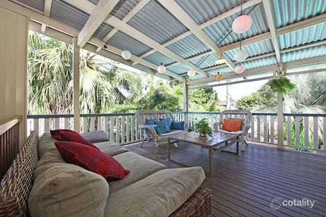Property photo of 255 Rainbow Street Shorncliffe QLD 4017