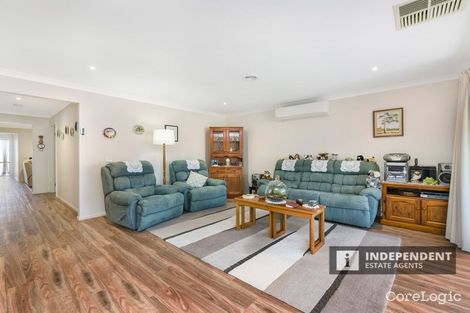 Property photo of 12 Crestway Drive Cranbourne North VIC 3977