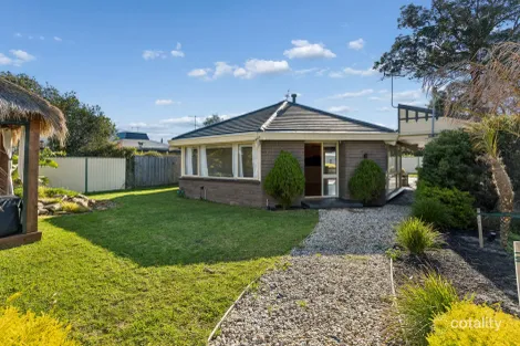 16 HAKEA AVE, CAPEL SOUND, VIC 3940