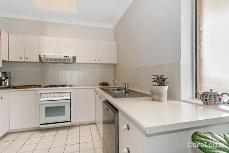 Property photo of 15 Whitmore Street Taringa QLD 4068